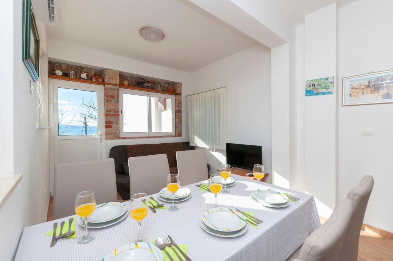 Apartments Jasna Omiš Εξωτερικό φωτογραφία